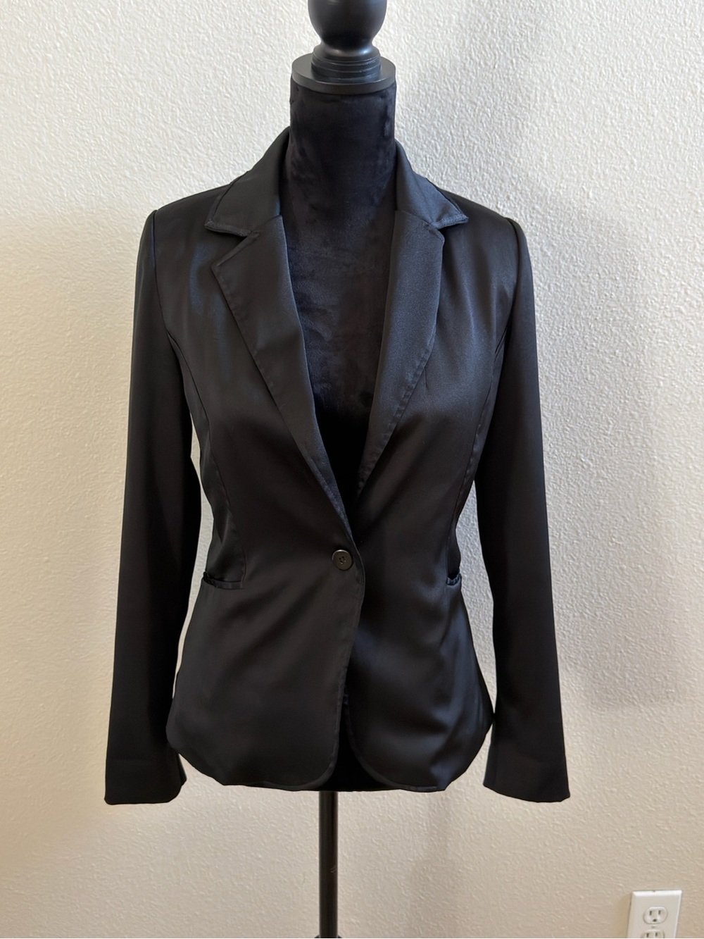 MARK Black Single-Button Women's Blazer